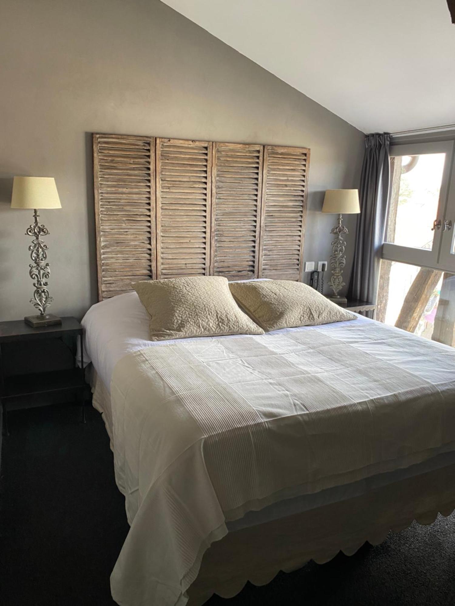 Hotel De La Tour Châtillon-sur-Chalaronne Zewnętrze zdjęcie